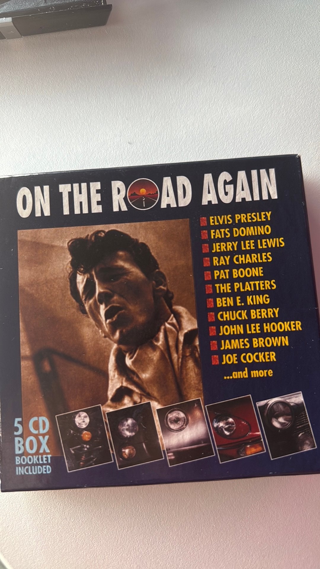 CD+MP3 : On The Road Again (5CD Box) – Originele Recordings, Ophalen of Verzenden, Zo goed als nieuw