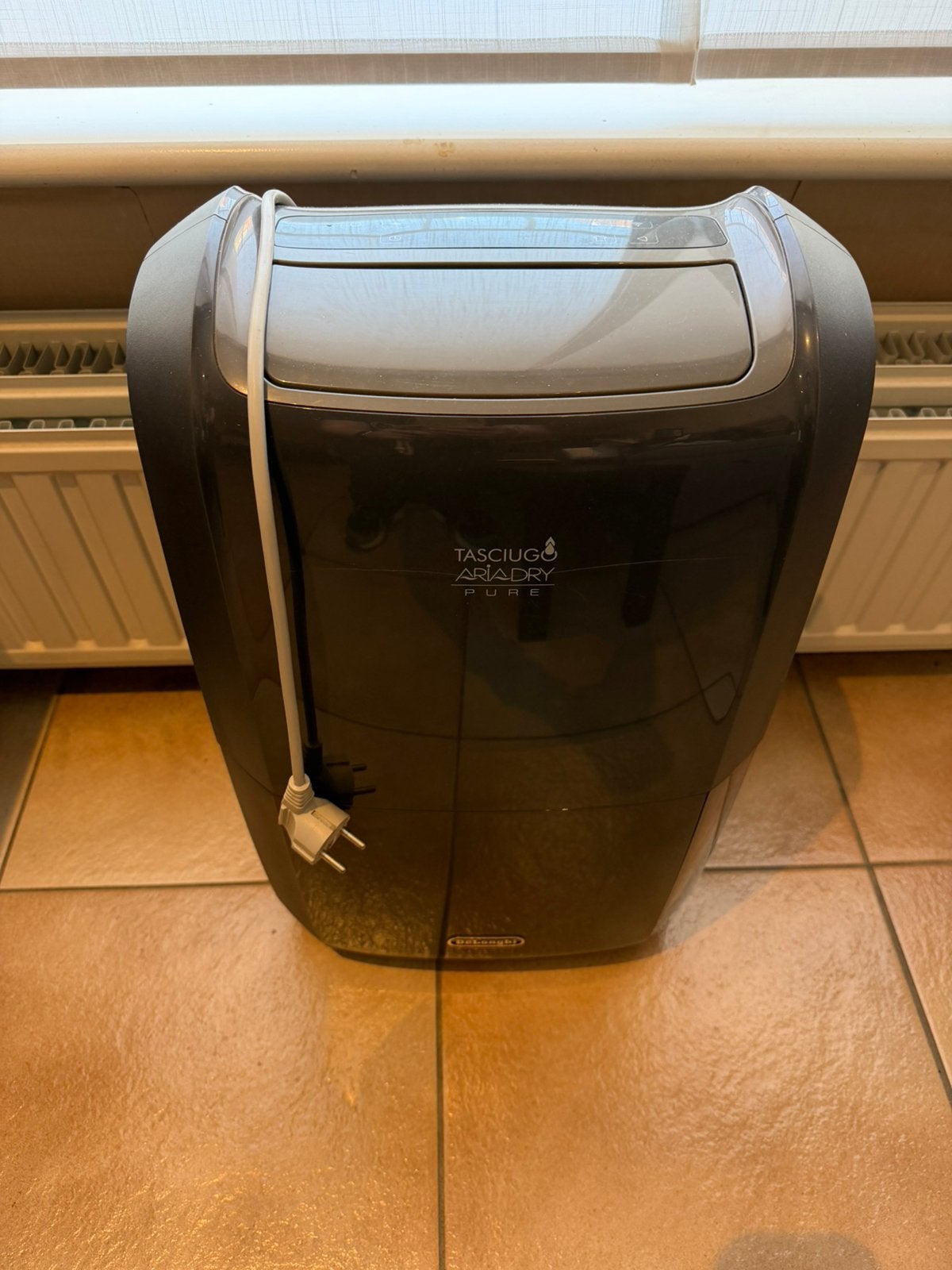 DeLonghi luchtontvochtiger, Ophalen, Gebruikt, Luchtontvochter