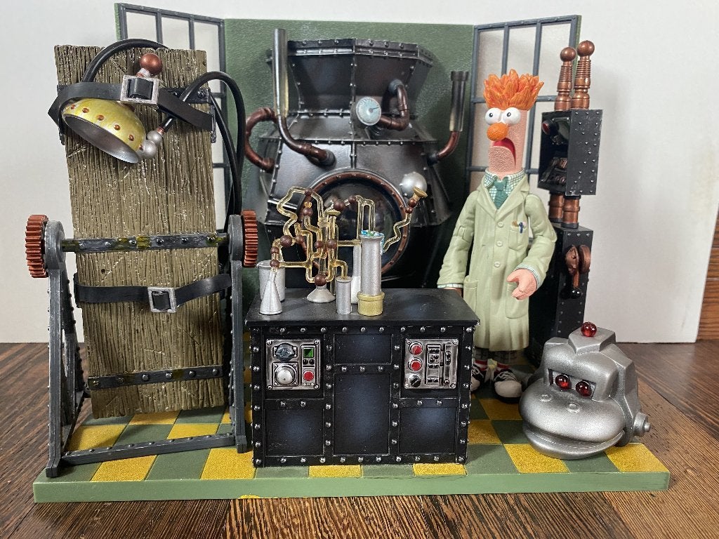 The Muppets Show Muppets Labs play set + Beaker actiefiguur, Verzamelen, Ophalen of Verzenden, Overige figuren, Gebruikt, Beeldje of Figuurtje