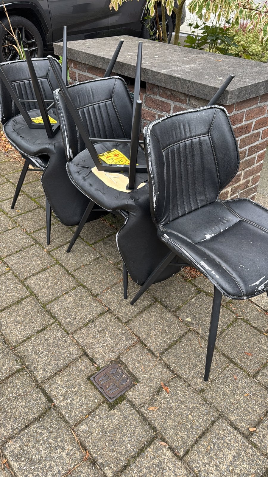 Gratis op te halen! 5 tafelstoelen. Zeer comfortabel, Huis en Inrichting, Ophalen, Kunststof, Gebruikt, Zwart