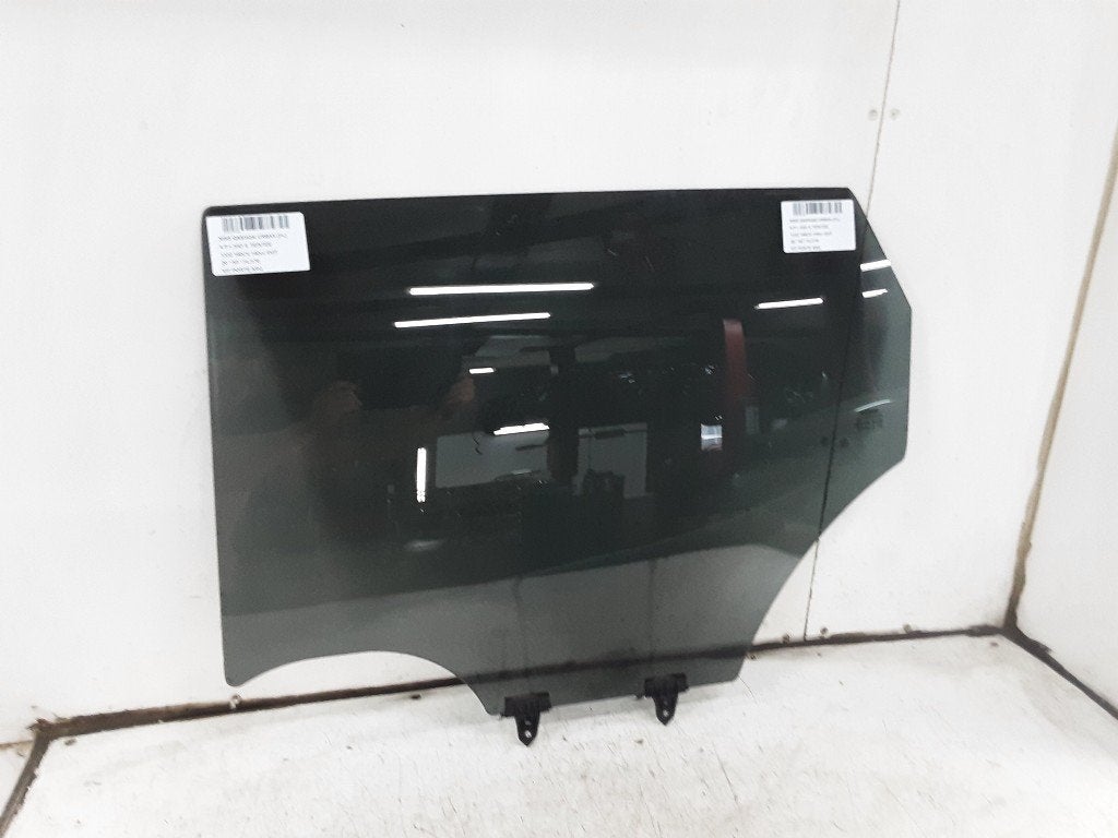 VITRE ARRIERE GAUCHE Nissan Qashqai (J11) (01-2013/-), Mevr. I. Hauben, Utilisé, Rue de l'Espoir 34 34
4030  GRIVEGNÉE, BE, Info@Collignon.be