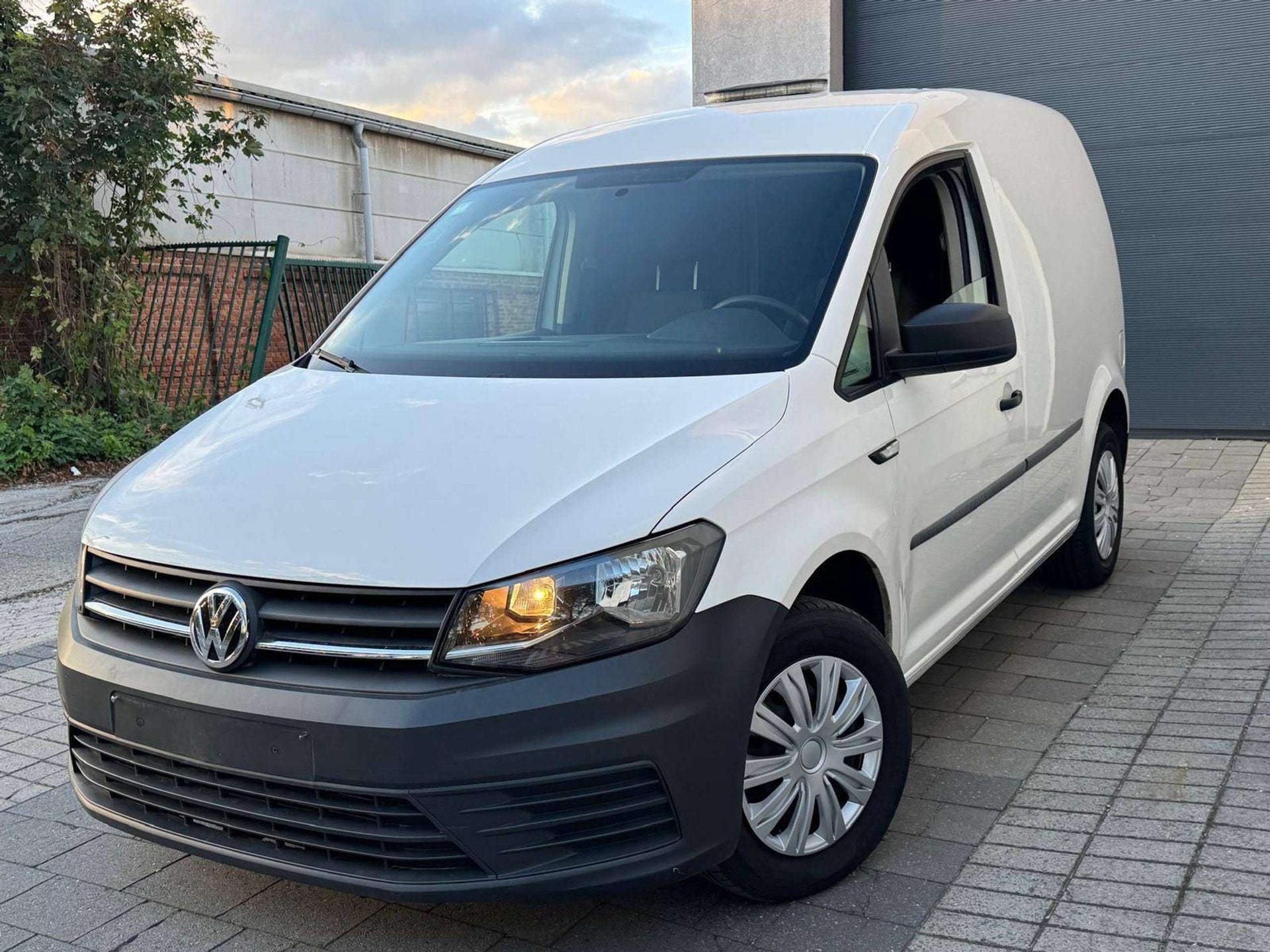 Volkswagen Caddy 1.0 TSI Start-up 2020 LICHTE VRACHT BENZINE, Auto's, 75 kW, Gebruikt, Wit, Handgeschakeld