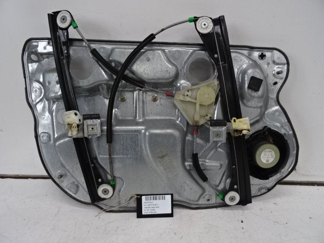 RAAMMECHANIEK RECHTS VOOR Volkswagen Polo IV (9N1 / 2/3), Gebruikt, Volkswagen