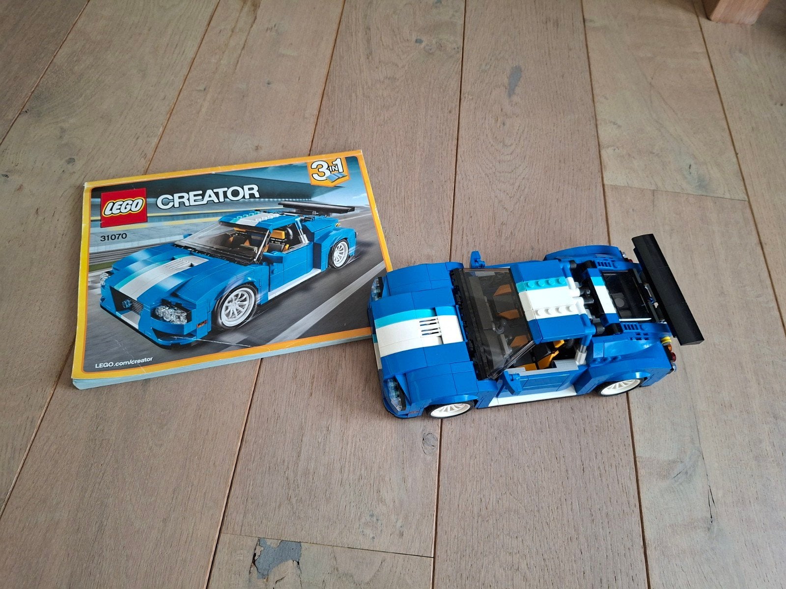 Voiture Lego Creator 3 en 1, Enlèvement