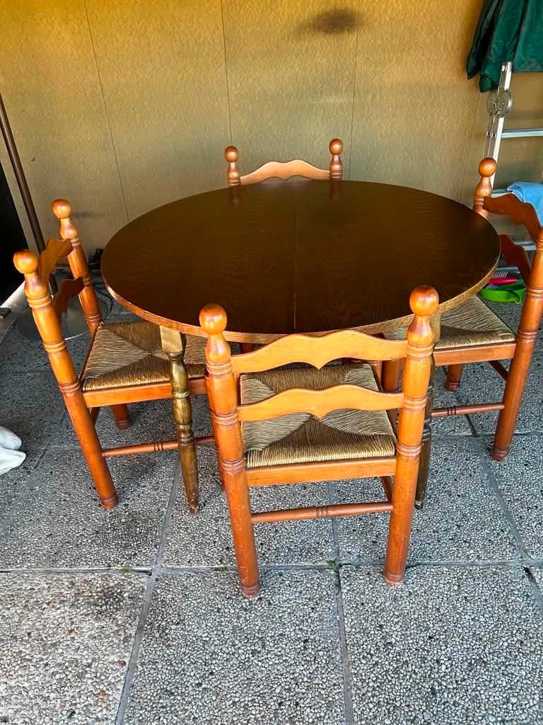 Ronde tafel uitrijkbaar en 6 eiken stoelen, Ophalen, Gebruikt, Gewoon rustiek ?, Bruin