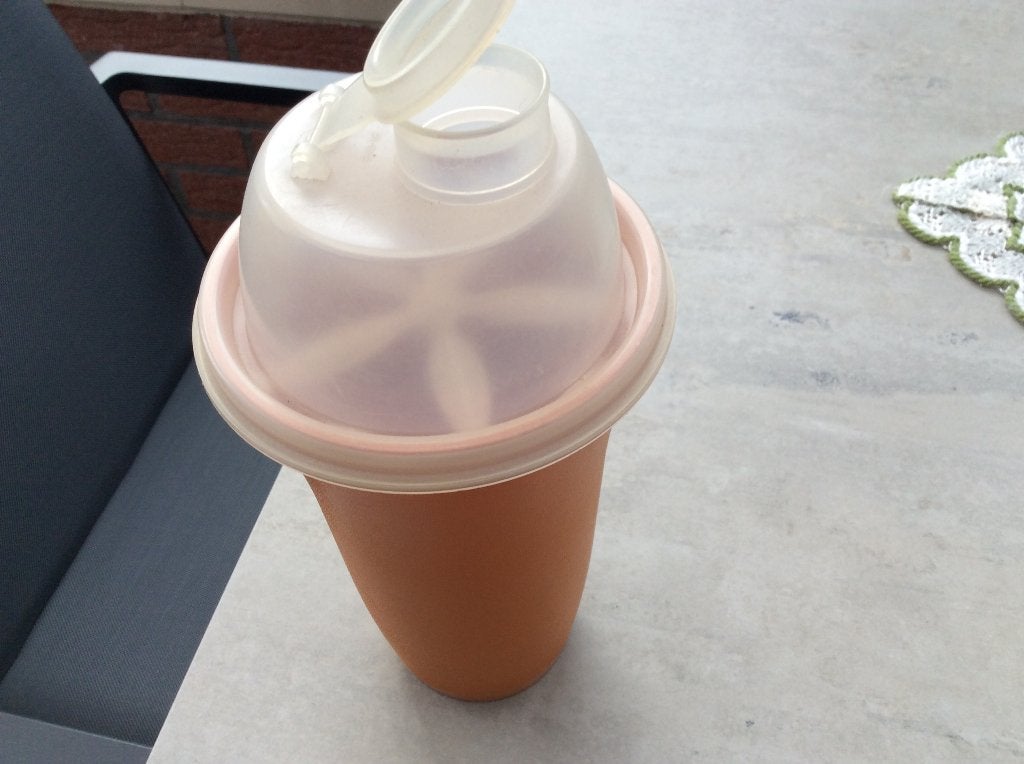 shaker tupperware, Ophalen, Zo goed als nieuw, Oranje, Beker of Kan