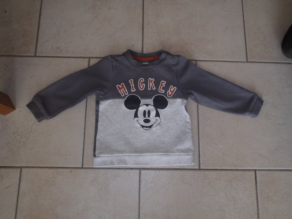 pull Mickey taille 86, Enfants & Bébés, Vêtements de bébé | Taille 86, Enlèvement ou Envoi, Comme neuf, Garçon, Pull ou Veste