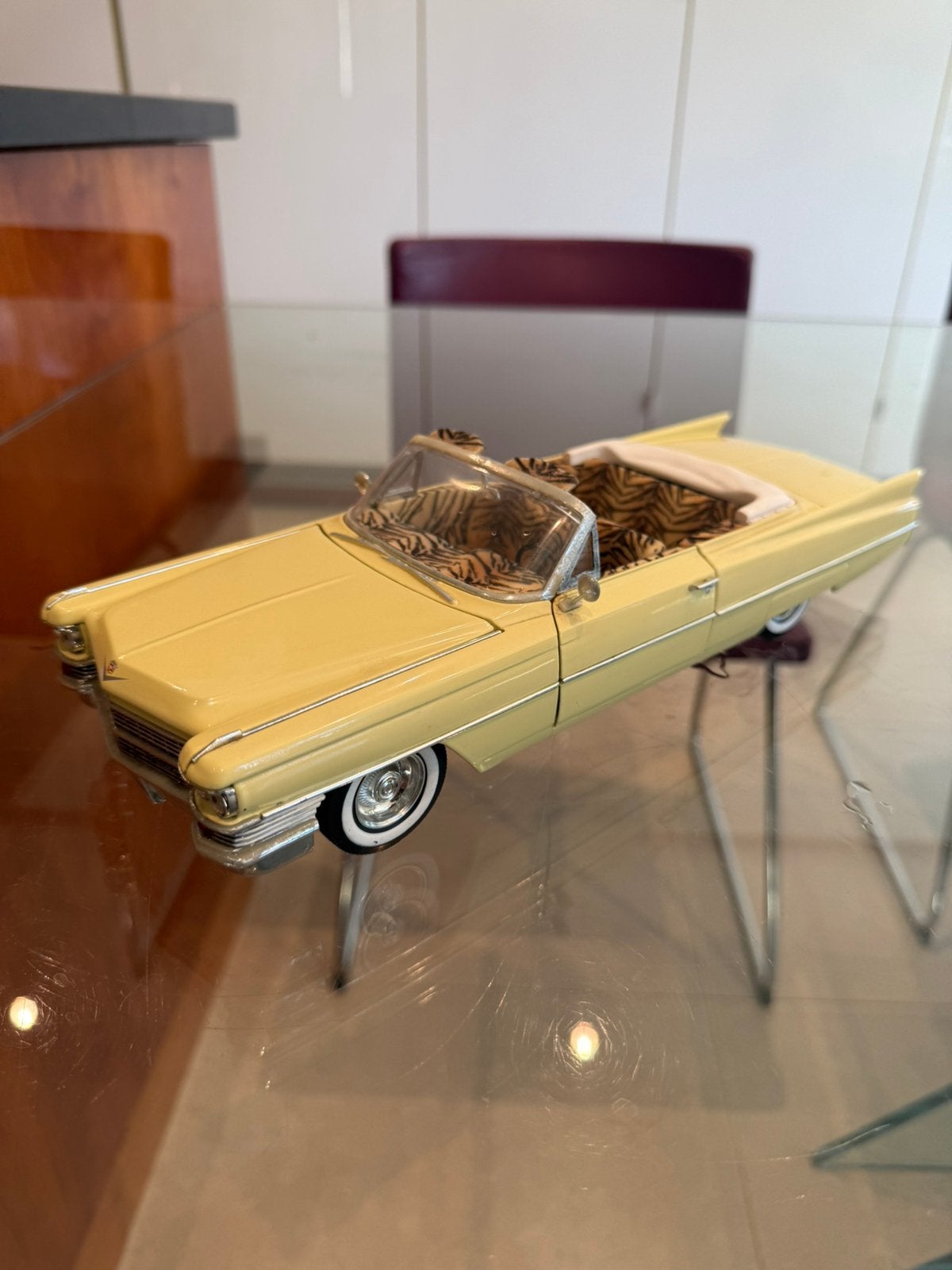 SCARFACE FILMAUTO 1:18 Cadillac Series 62 1:18, Ophalen of Verzenden, Zo goed als nieuw