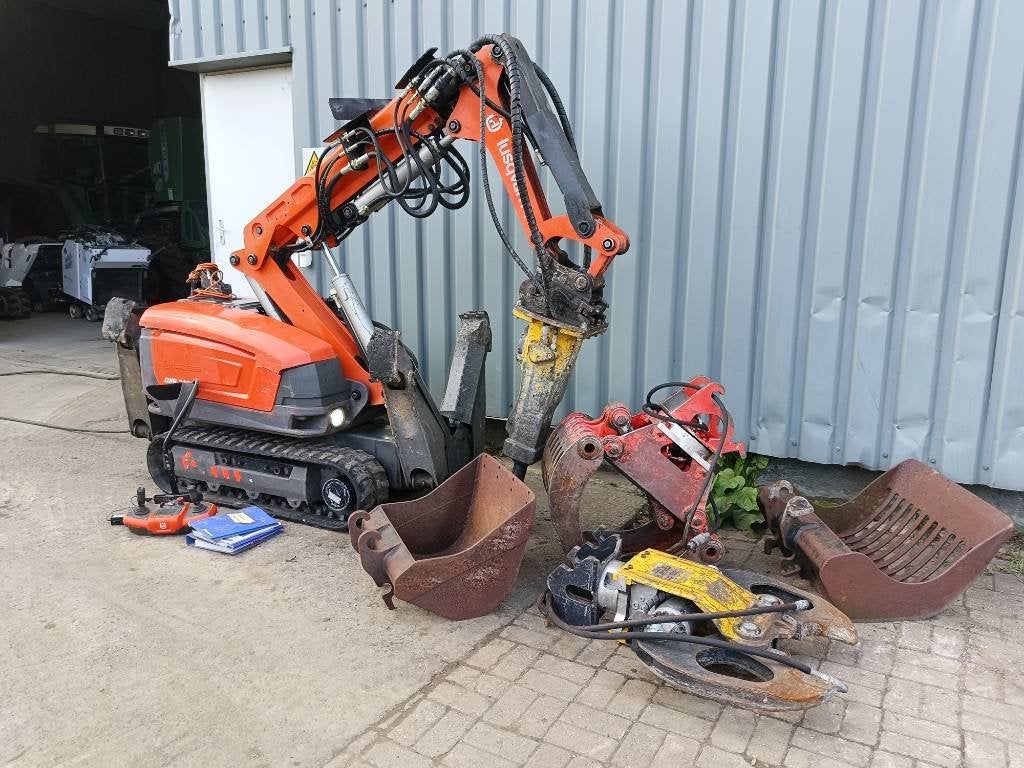 Husqvarna DXR 310 sloopgraafmachine demoilition remote robot, Articles professionnels, Excavatrice