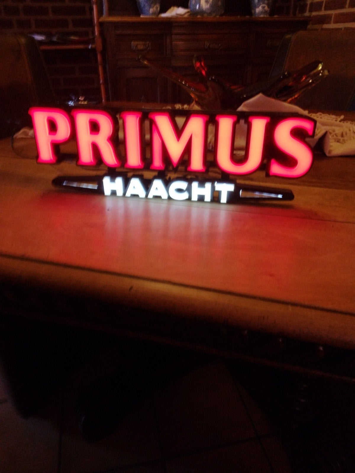 Publicité LED par Primus Haacht, Collections, Marques & Objets publicitaires, Enlèvement