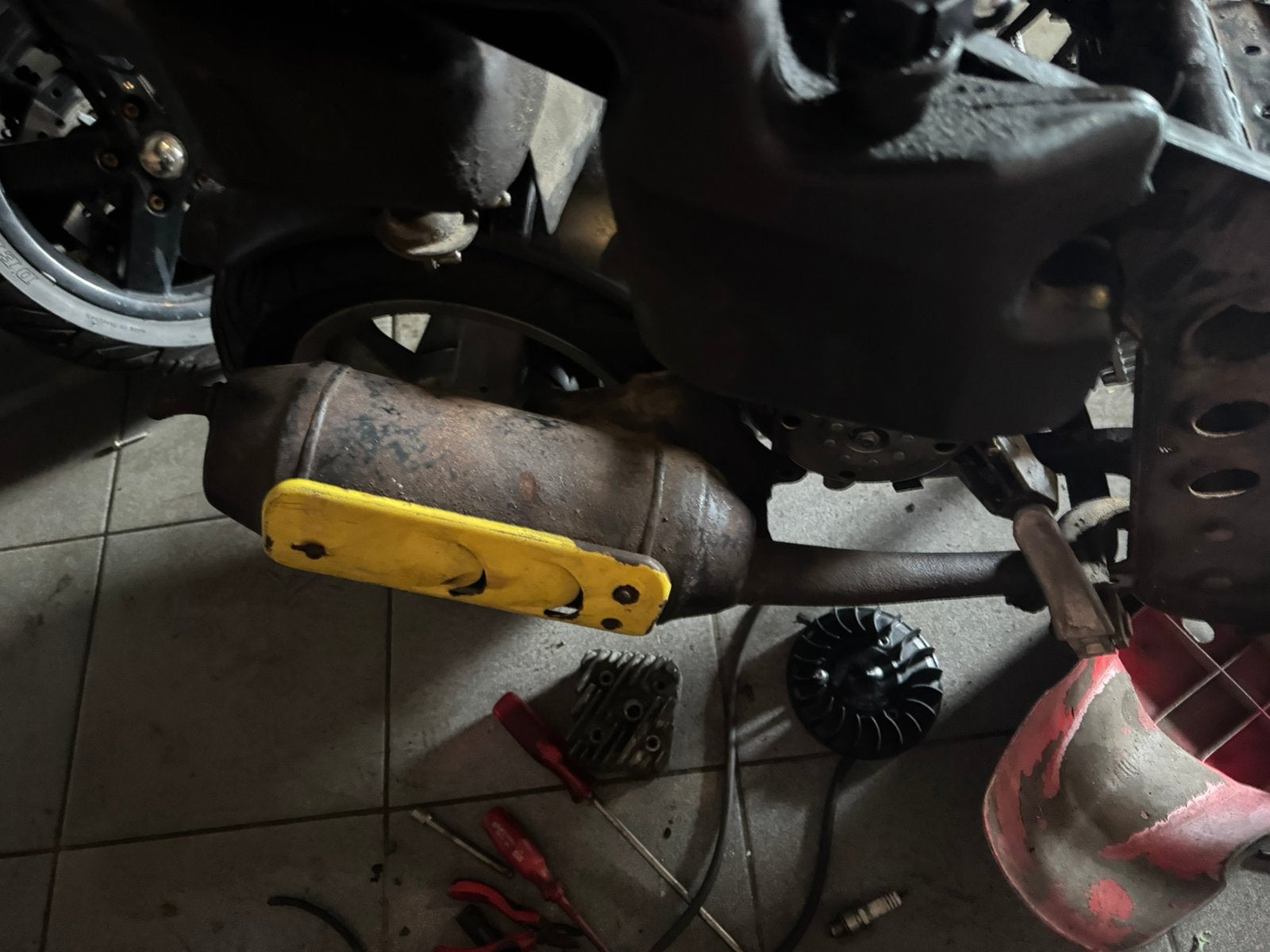 Typhoon zonder paiper 70cc and 2 blok, Vélos & Vélomoteurs, Pièces de cyclomoteur | Scooters, Piaggio, Bloc, Enlèvement