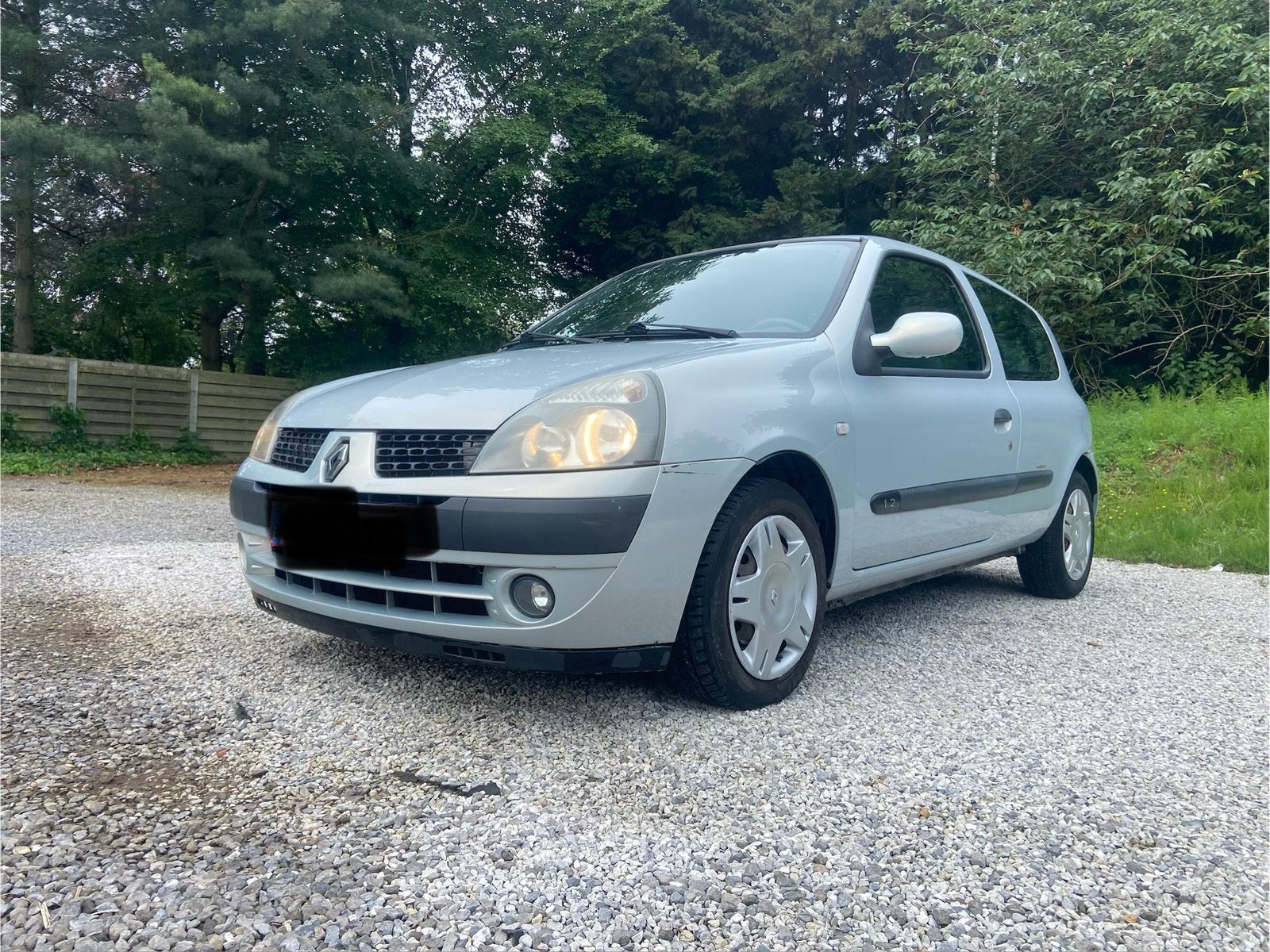 Renault Clio Benzine (GEKEURD VOOR VERKOOP), Auto's, Renault, Voorwielaandrijving, Handgeschakeld, Particulier, Euro 4
