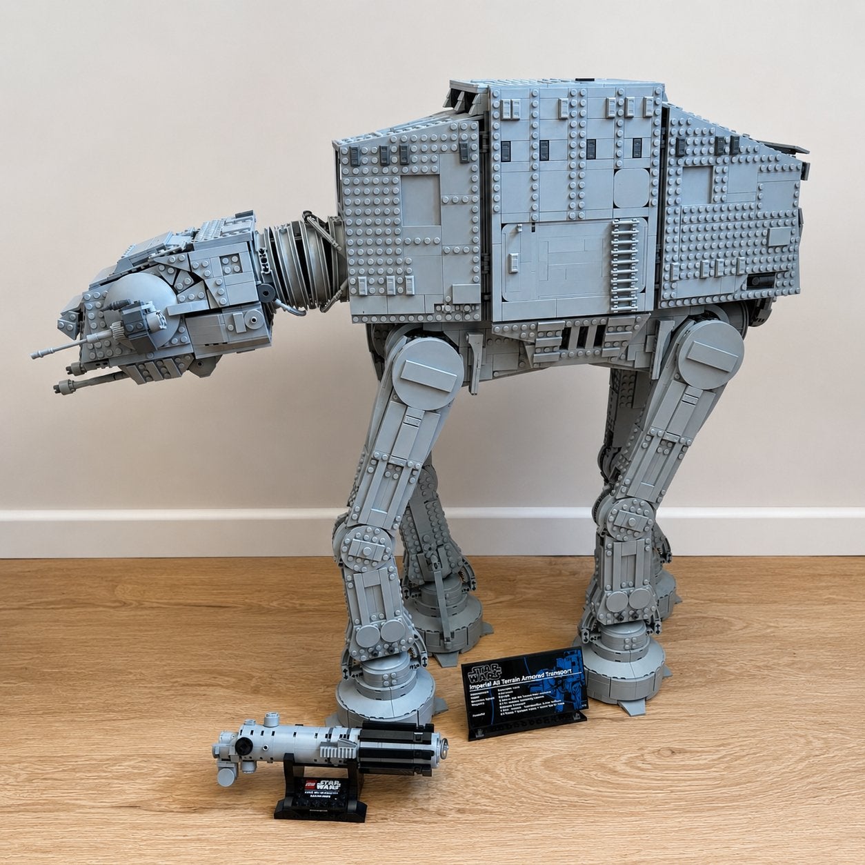 Lego UCS AT-AT 75313 & Luke Skywalker Lightsaber, Verzamelen, Star Wars, Ophalen, Zo goed als nieuw