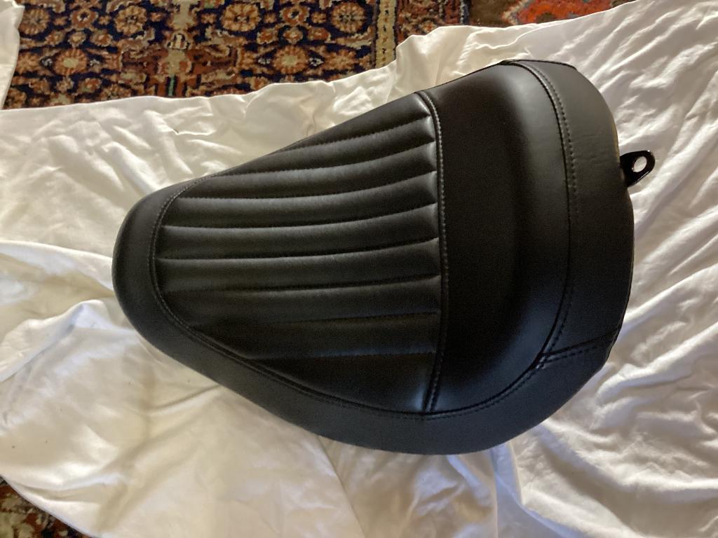 Harley solo zadel Softail Slim 18-22, Ophalen, Gebruikt