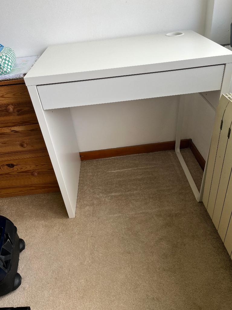 Bureau IKEA Micke 73x50x75(h) cm - tres bon état, Autres types, Classique, 73 cm, 50 cm