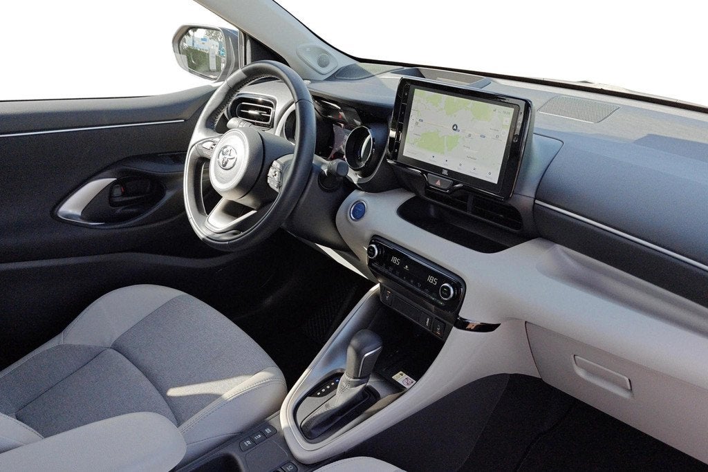 Toyota Yaris 1.5 VVT-i Hybrid Elegant e-CVT - 2 ans KARE inc, Autos, Toyota, Argent ou Gris, 116 ch, 450 kg, 5 portes