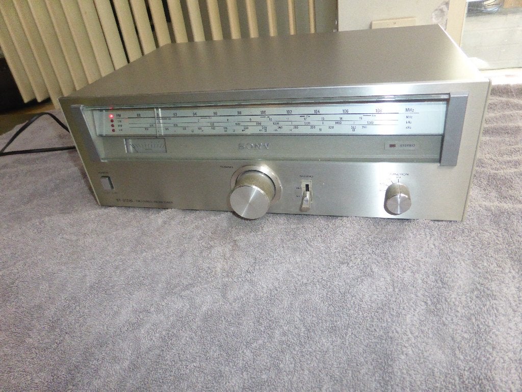 tuner sony ST-212AL in goede werkende staat, Enlèvement ou Envoi, Utilisé