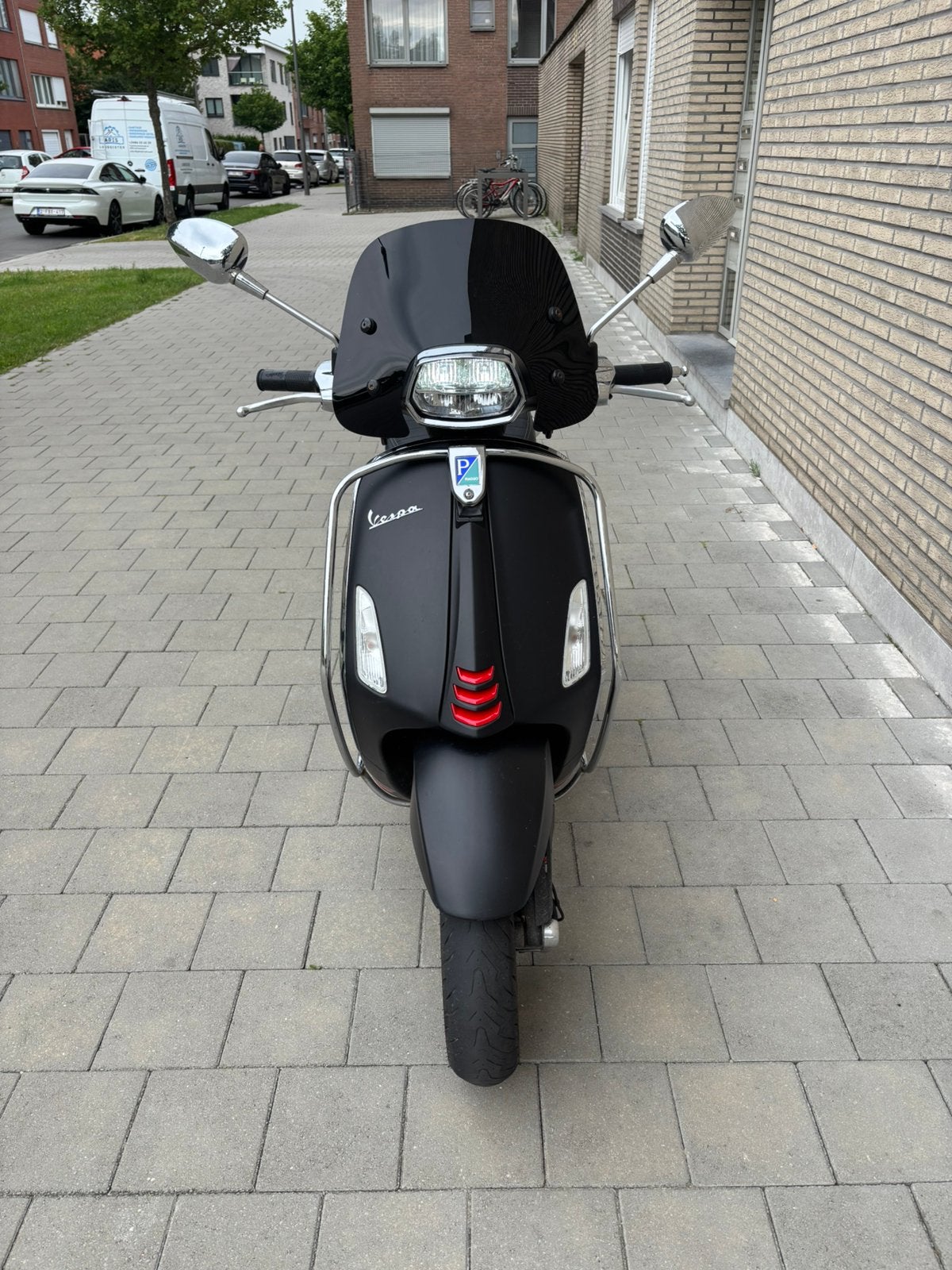 Vespa sprint mat zwart E5 2021, Ophalen, Overige modellen, Klasse A (25 km/u), Zo goed als nieuw