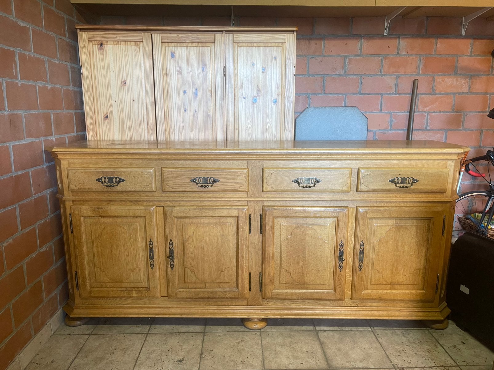 Dressoir, Ophalen