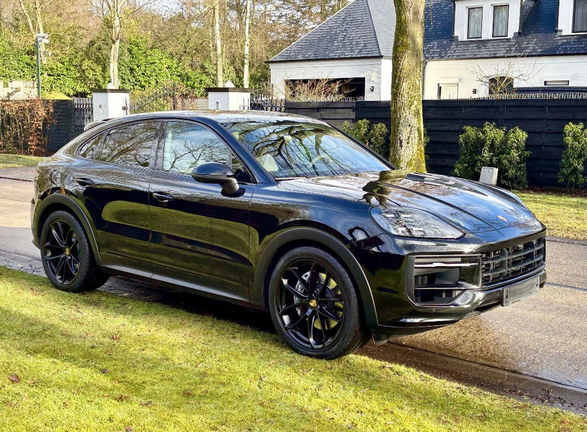 Cayenne coupe 2024 !!! TVA DÉDUCTIBLE !!! Hybride, Autos, Cayenne, Achat, Phares entièrement LED, Alcantara
