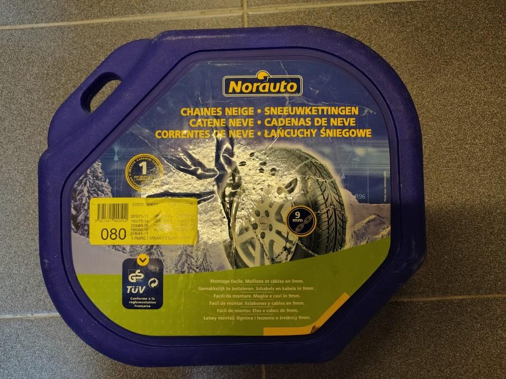 chaînes à neige, Enlèvement, Comme neuf