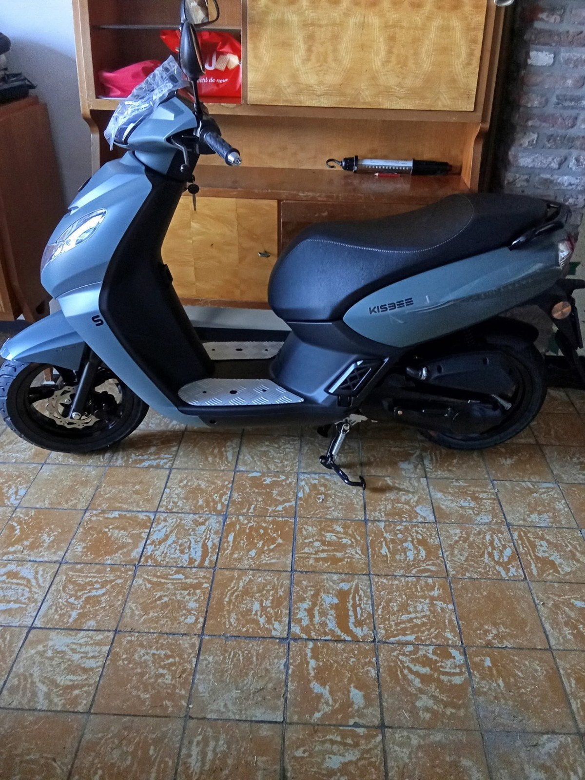 Scooter a klasse Peugeot Kisbee S, Fietsen en Brommers, Ophalen, Overige modellen, Nieuw, Klasse A (25 km/u)