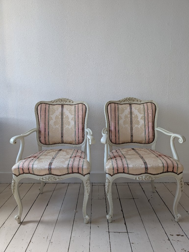 2 chaises anciennes, Enlèvement