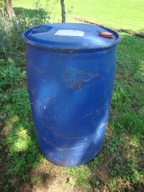 tonneau en plastique ( 200 l ), Enlèvement, Utilisé