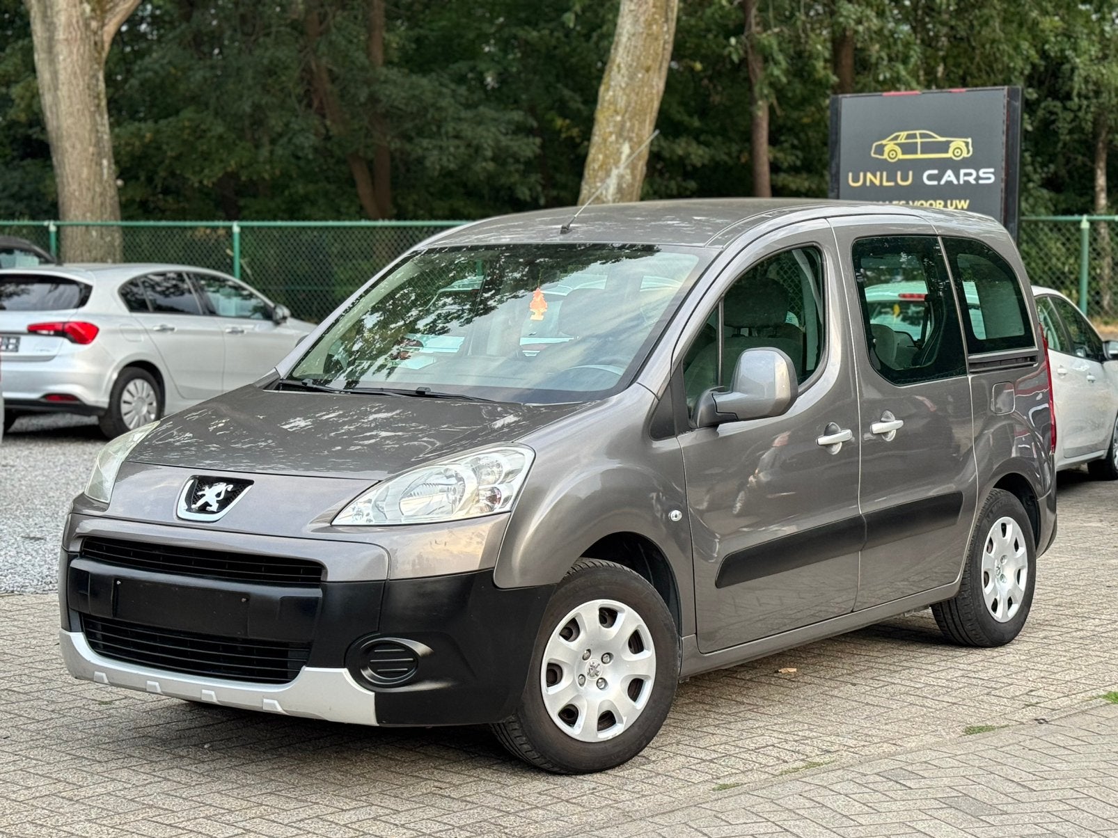 PEUGEOT PARTNER 1.6 DIESEL 91.000KM, Auto's, Stof, Beige, 4 cilinders, Bedrijf