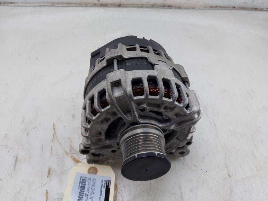 ALTERNATEUR Volkswagen Transporter T6 (01-2015/08-2024), Utilisé, Volkswagen