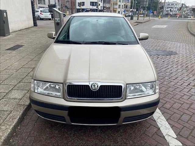 Skoda Octavia, essence, 1.6 cc, 86000 km, Autos, 75 kW, Achat, 5 portes, Particulier