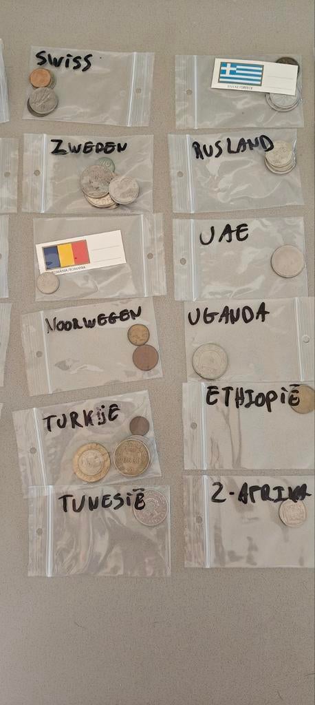 Grootte collectie munten en bankbiljetten, Ophalen, Munten