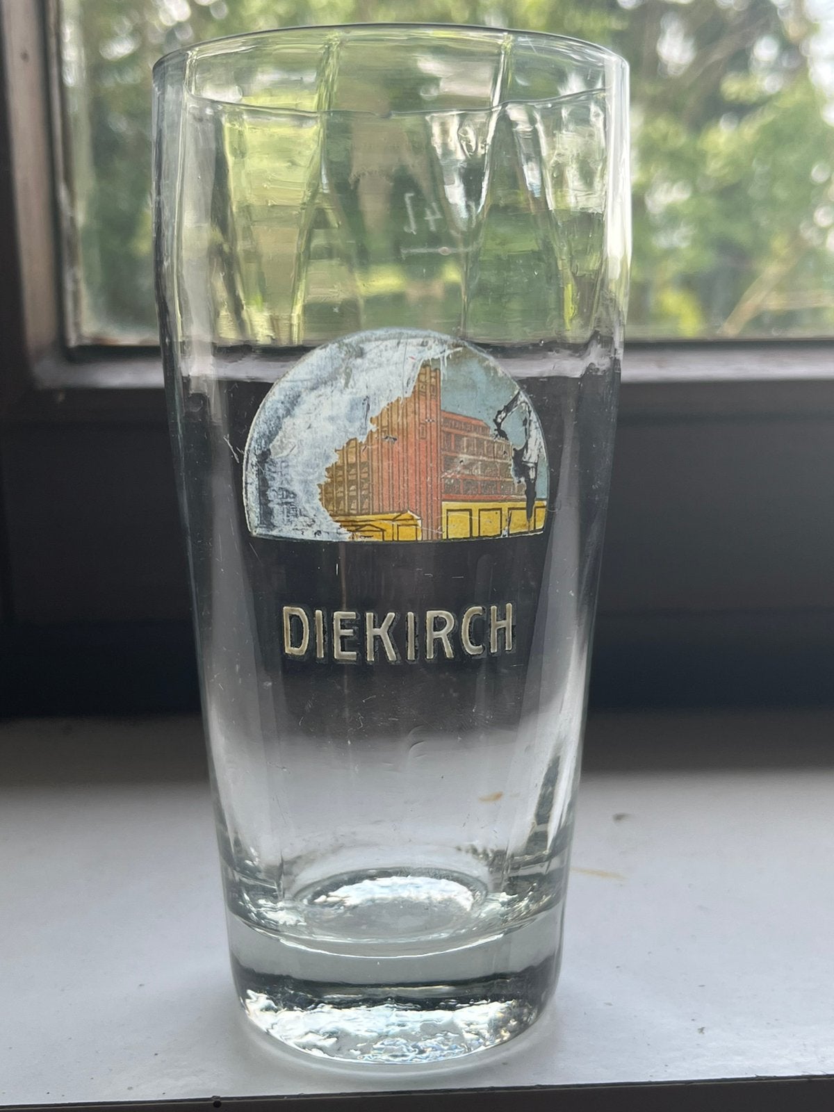 Bière très ancien verre Diekirch émaillé 0,4l, Verzamelen, Biermerken, Ophalen of Verzenden, Zo goed als nieuw