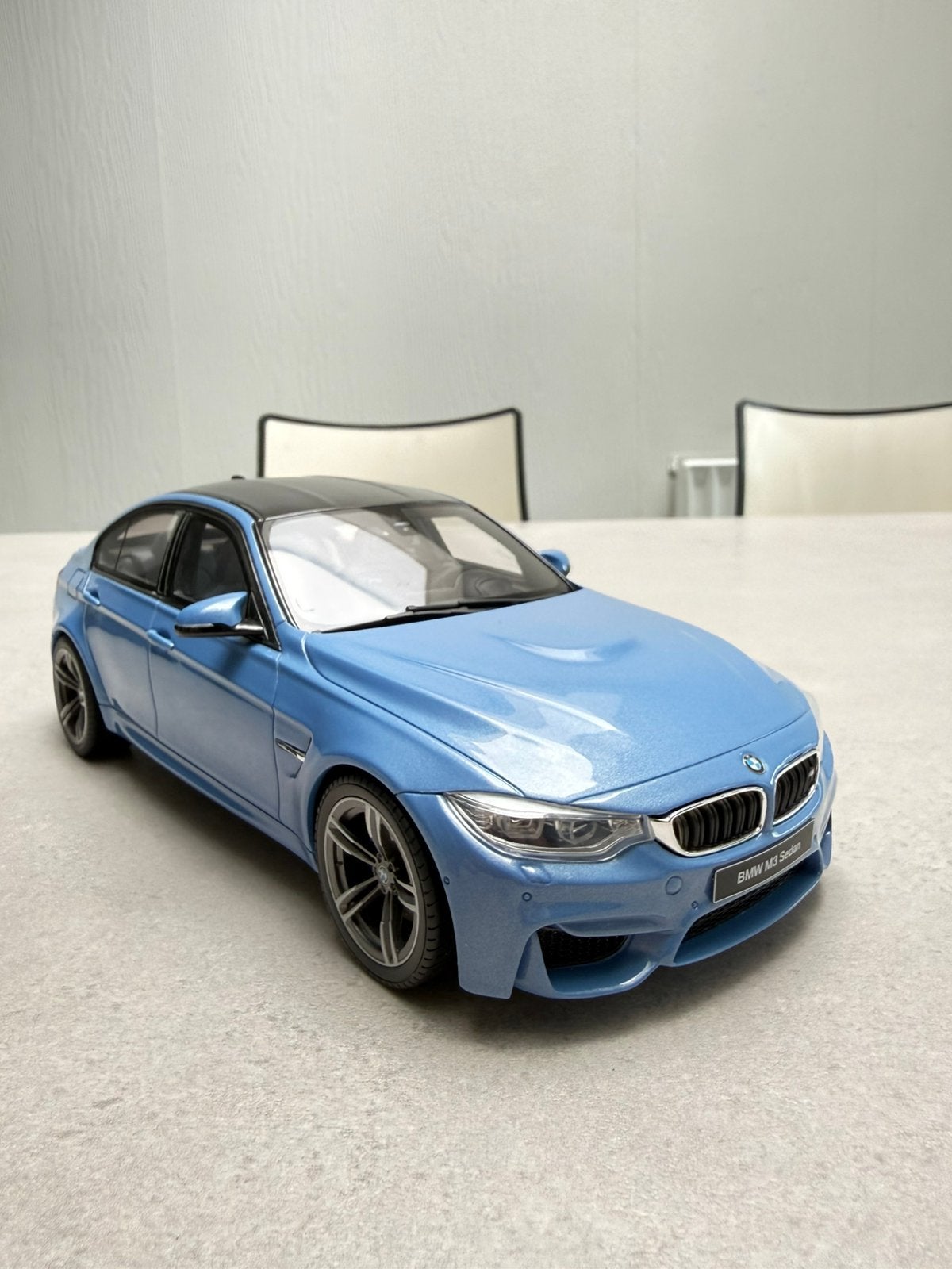 GT Spirit BMW M3 F80 1:18, Enlèvement, Neuf, Voiture, Autres marques