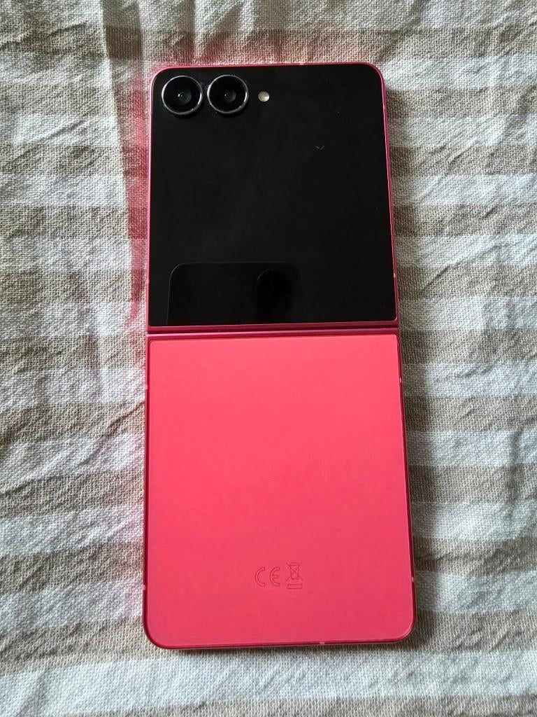 Samsung galaxy Z flip 7, Telecommunicatie, Mobiele telefoons | Samsung, Touchscreen, Ophalen of Verzenden, Zo goed als nieuw, Zonder simlock
