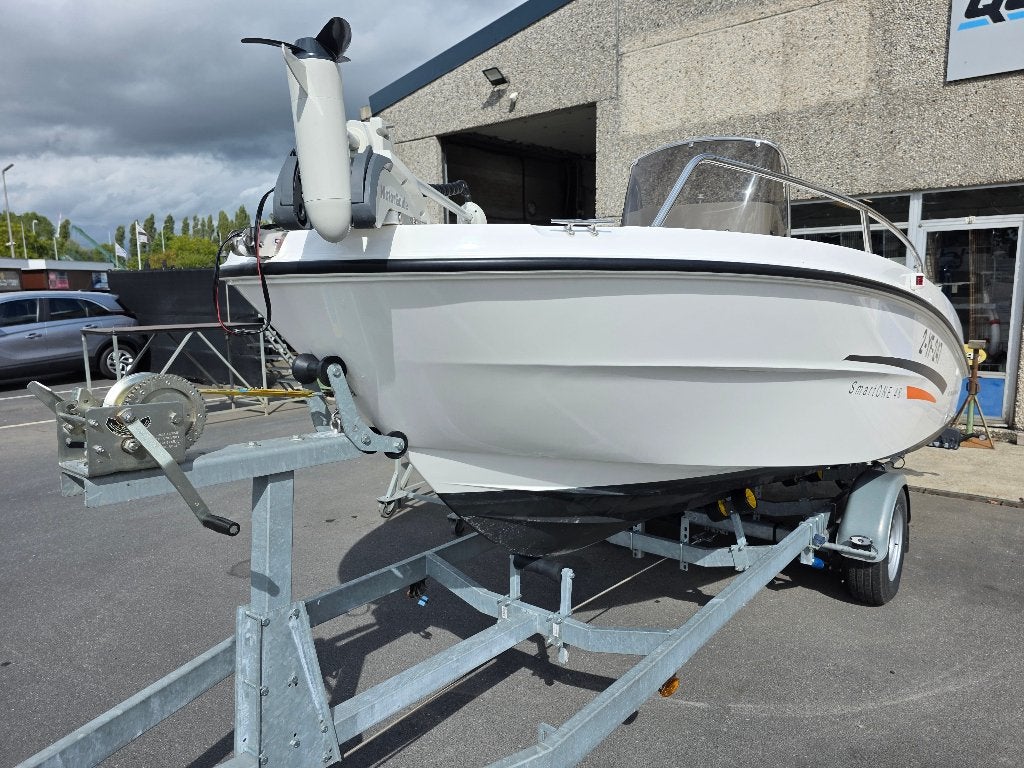 Karnic Smart1  48, Watersport en Boten, Speedboten, Zo goed als nieuw, Overige merken, Benzine, Minder dan 70 pk, Buitenboordmotor