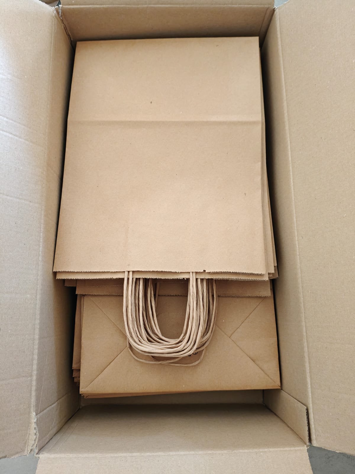 Sac en papier, Enlèvement ou Envoi, Comme neuf