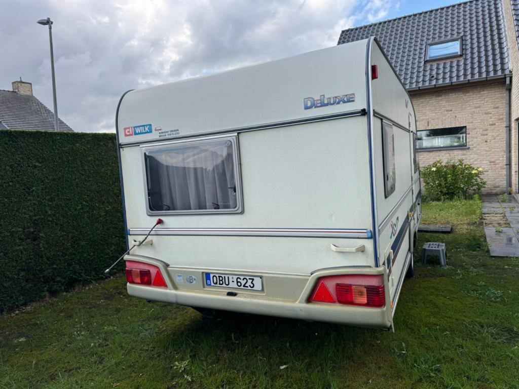 Will ci 5.10m Vast bed en Grote zithoek en voortent, Caravans en Kamperen, Caravans, Vast bed, Rondzit, Particulier, 5 tot 6 meter