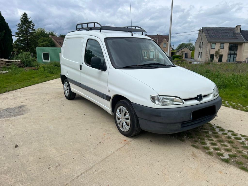Peugeot Partner//Approuvé avant la vente, Autos, Camionnettes & Utilitaires, Particulier, Peugeot, Diesel, Enlèvement