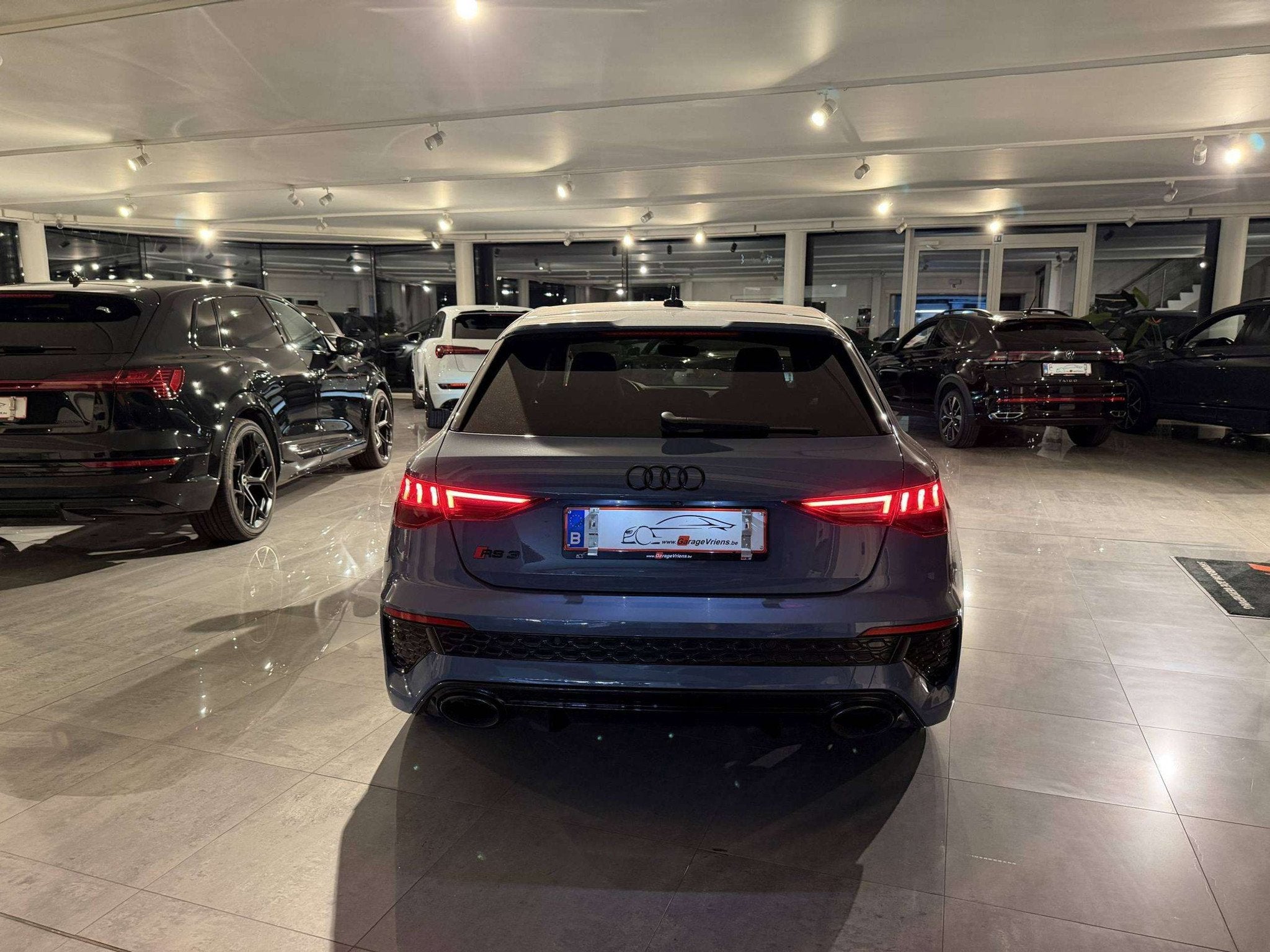 Audi RS3 SPORTBACK * B&O * CAMERA * HEAD UP * RS DYNAMIC PLU, Autos, Argent ou Gris, Achat, 2480 cm³, Euro 6
