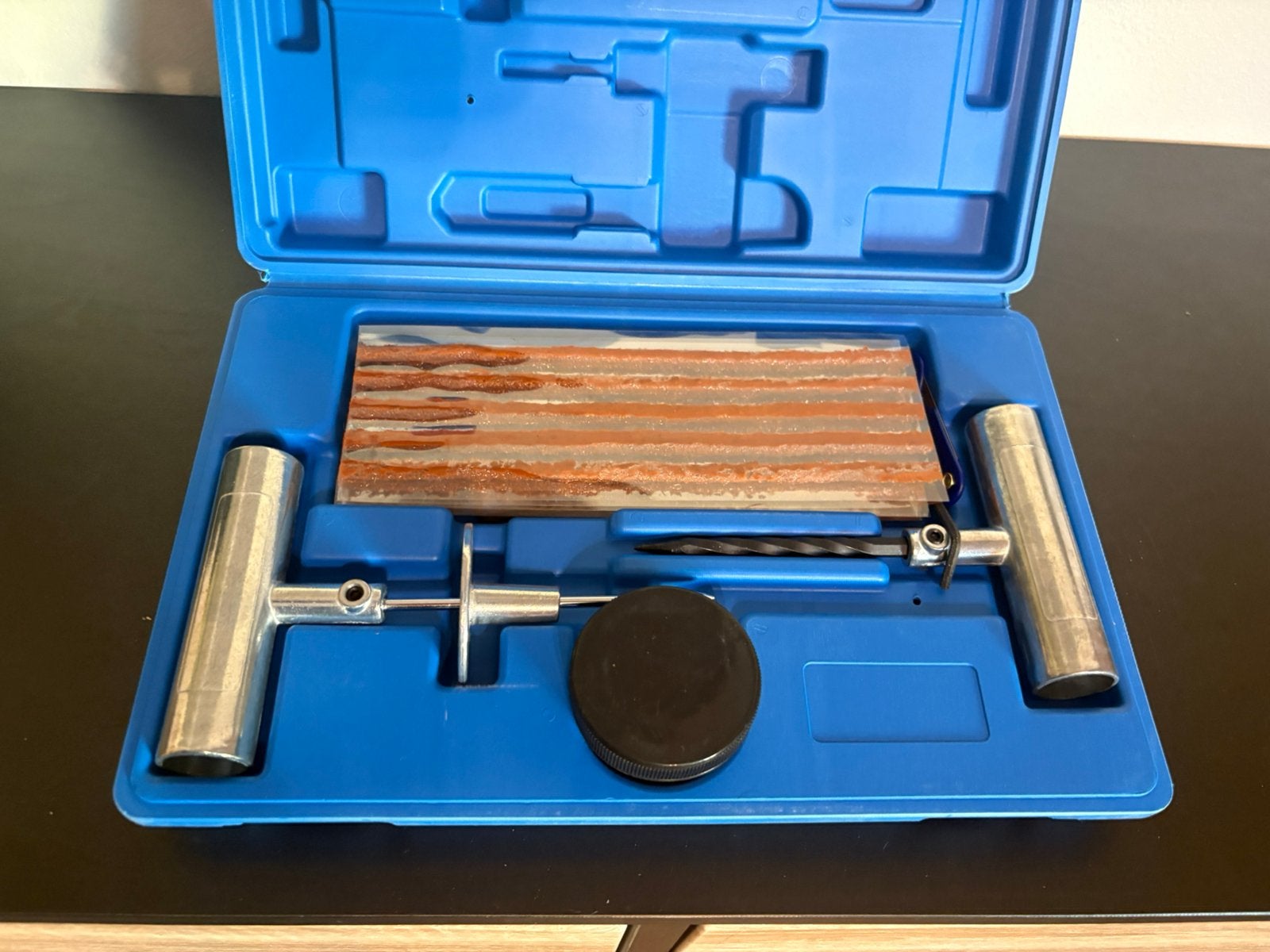Kit reparation pneus, Diversen, Schoolbenodigdheden, Ophalen of Verzenden, Zo goed als nieuw