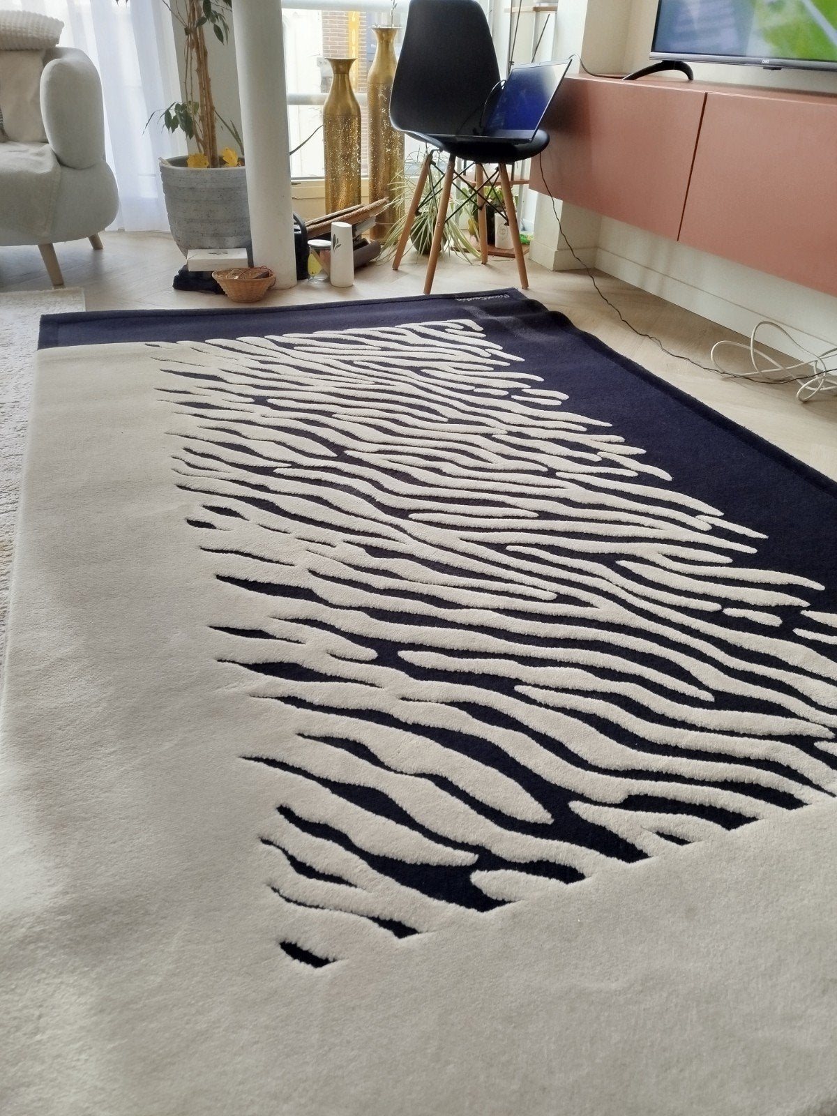 tapijt 220x150 Pierre Cardin in Antwerpen 2060, Antiek en Kunst, Ophalen
