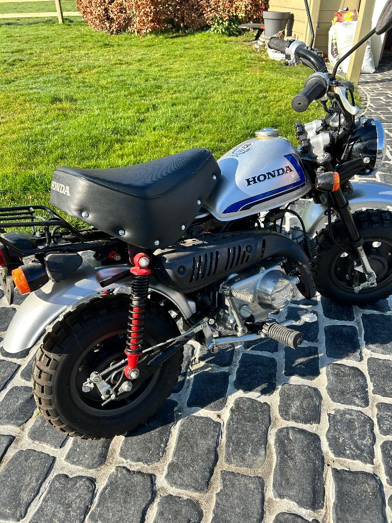 Honda Z50 Monkey Freddie Spencer Edition, Autres modèles, 49 cm³, Classe B (45 km/h), Enlèvement