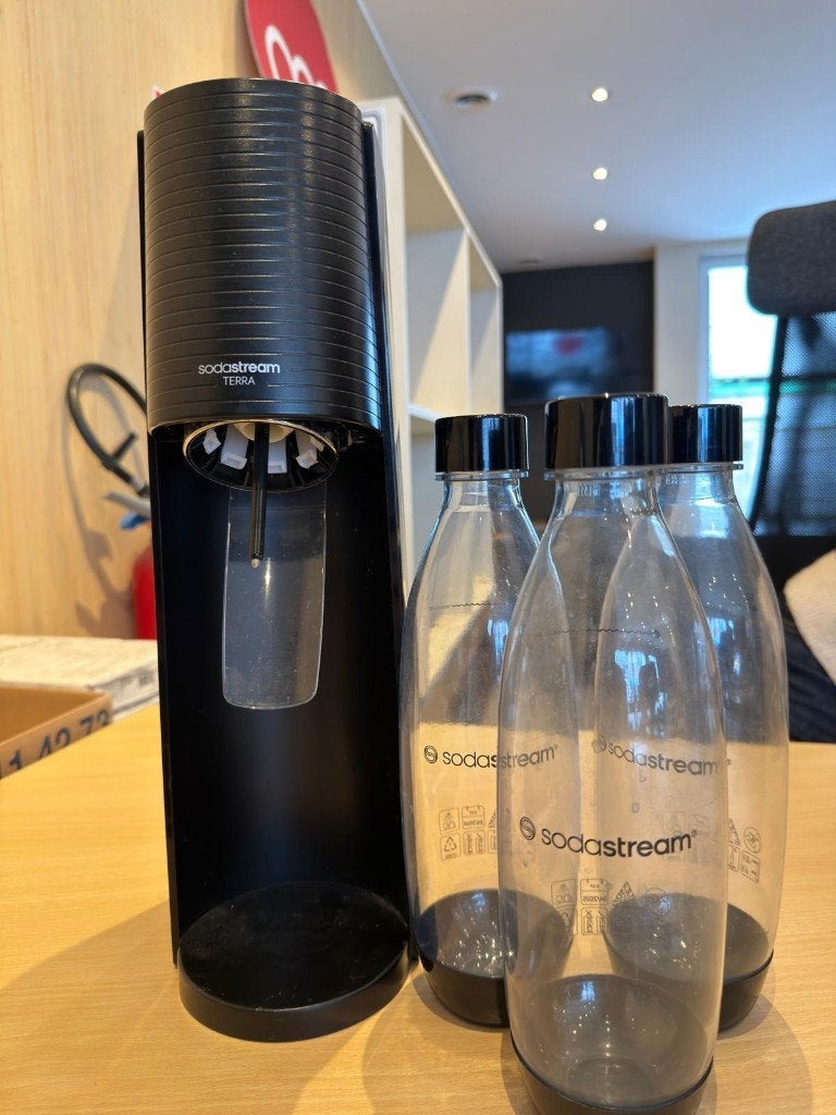Sodastream avec 3 bouteilles, Electroménager, Machines à eau pétillante, Enlèvement, Comme neuf