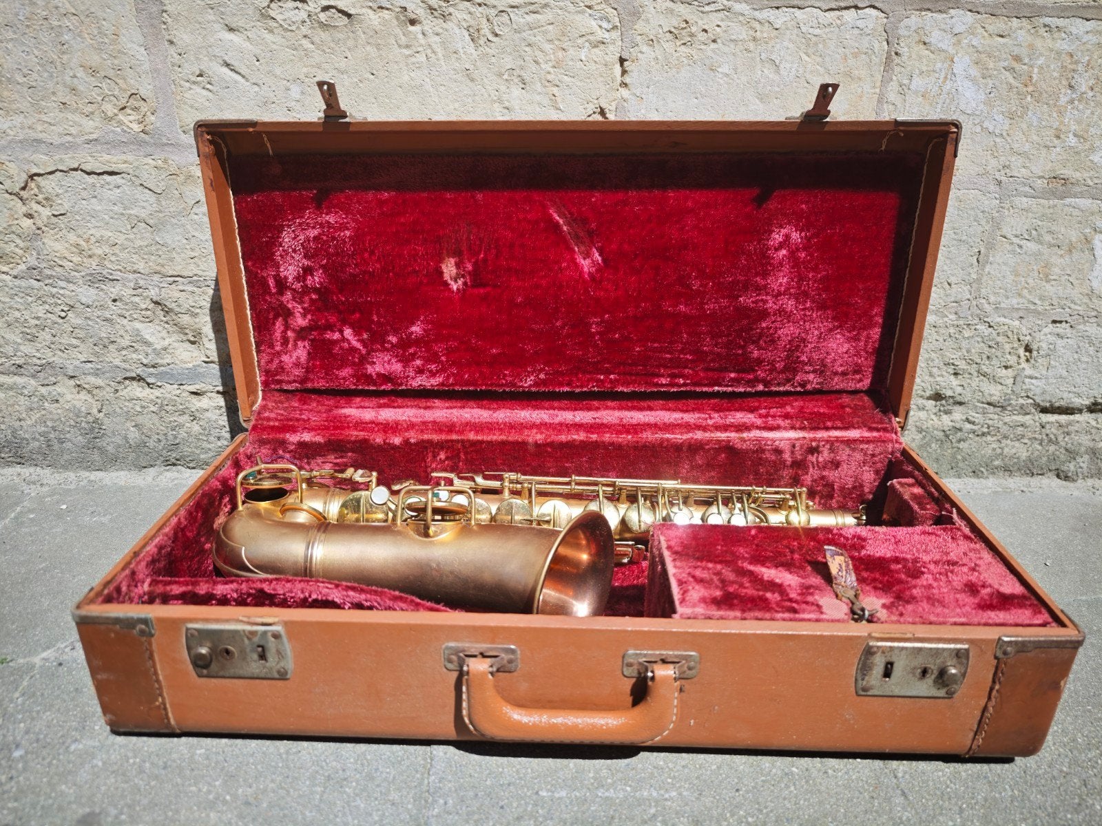 conn-alt-sax / top-restauré / + coffre ( 1924-25 ), Enlèvement, Comme neuf, Alto, Avec valise