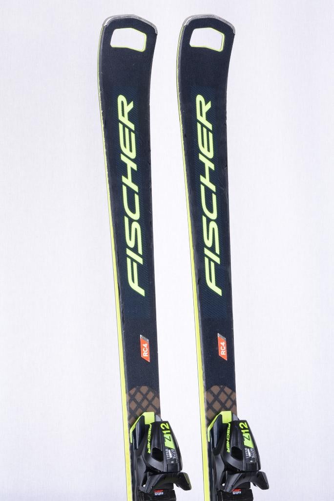165 skis FISCHER RC4 WORLDCUP RC 2023, Sports & Fitness, Ski & Ski de fond, Utilisé, Skis, Fischer, Carving, Enlèvement ou Envoi