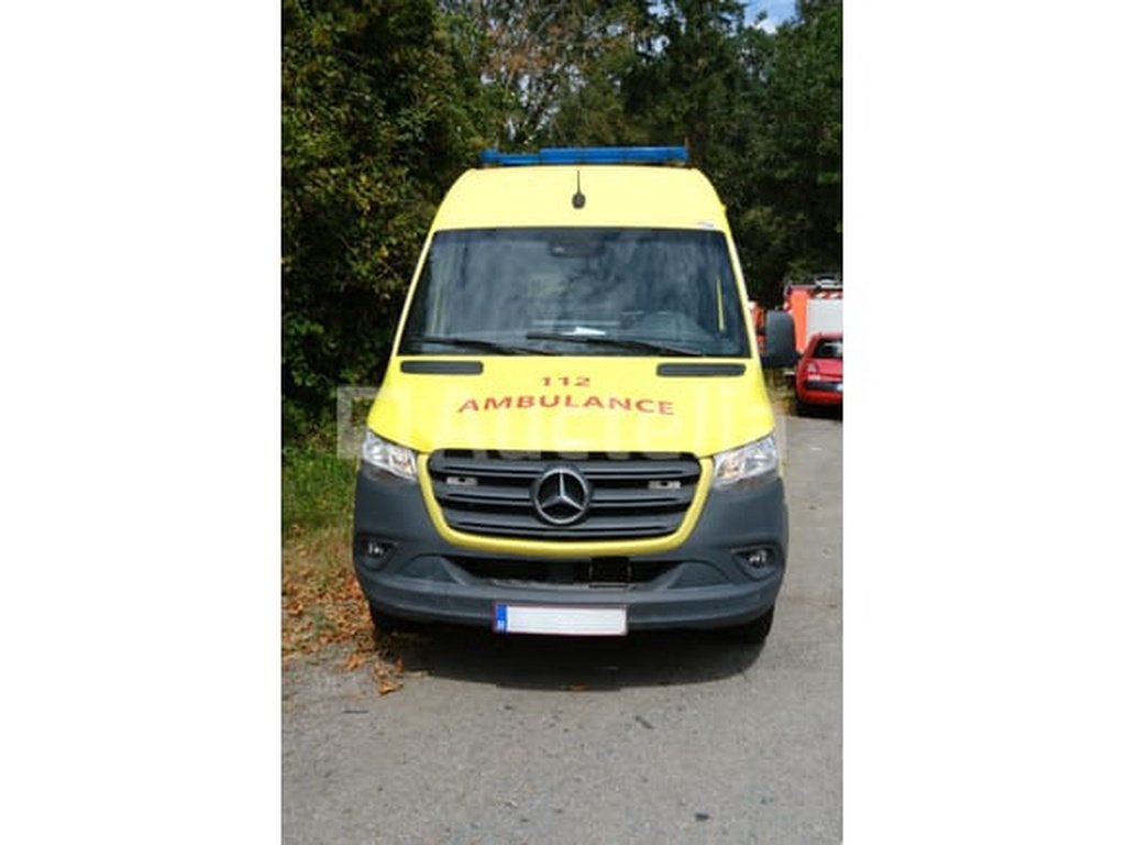 REF:A65 - Ambulance Mercedes-Benz Sprinter (2021-227.620 km-, Autos, Achat, Entreprise, Autres carburants, Mercedes-Benz