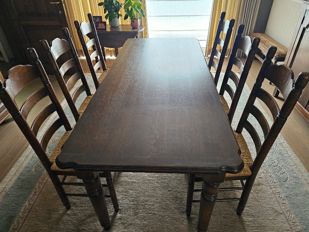 tafel en stoelen in  franse eik, Ophalen