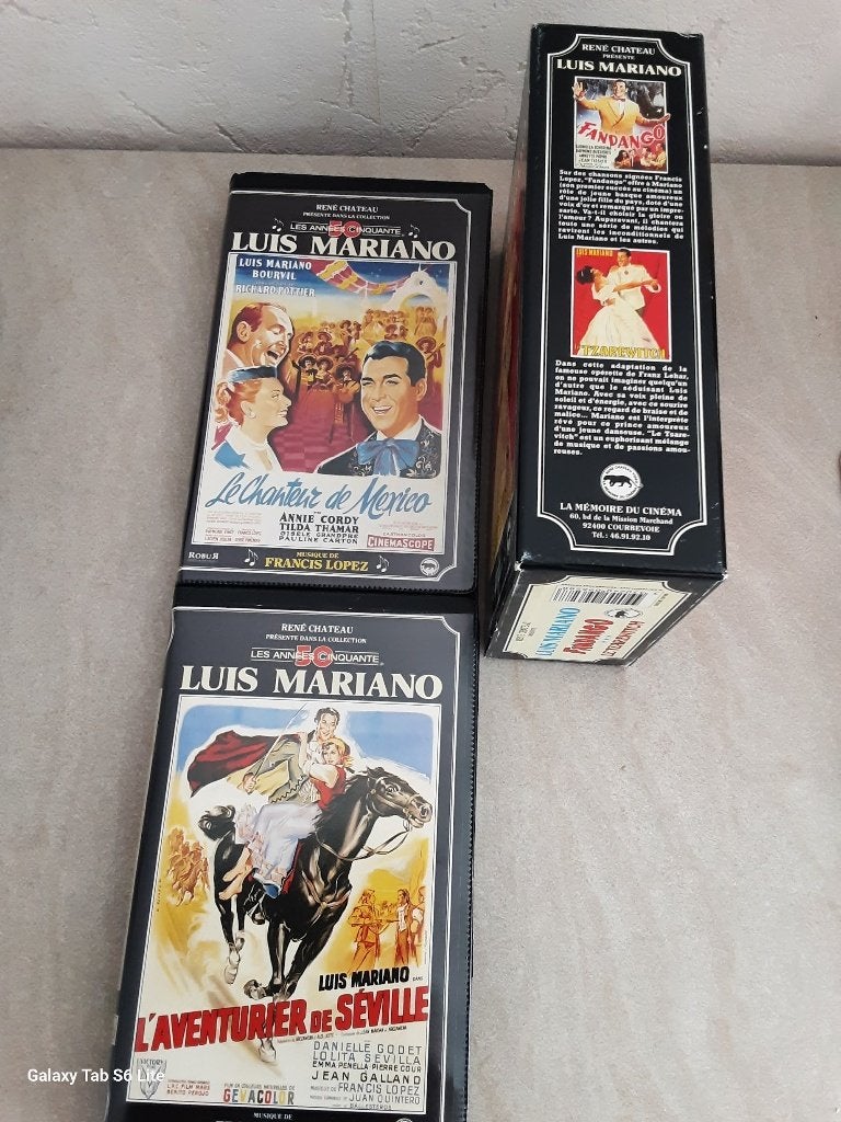 lot de 4 cassettes VHS René Chateau -Luis Mariano, Musique, Utilisé, VHS, Envoi