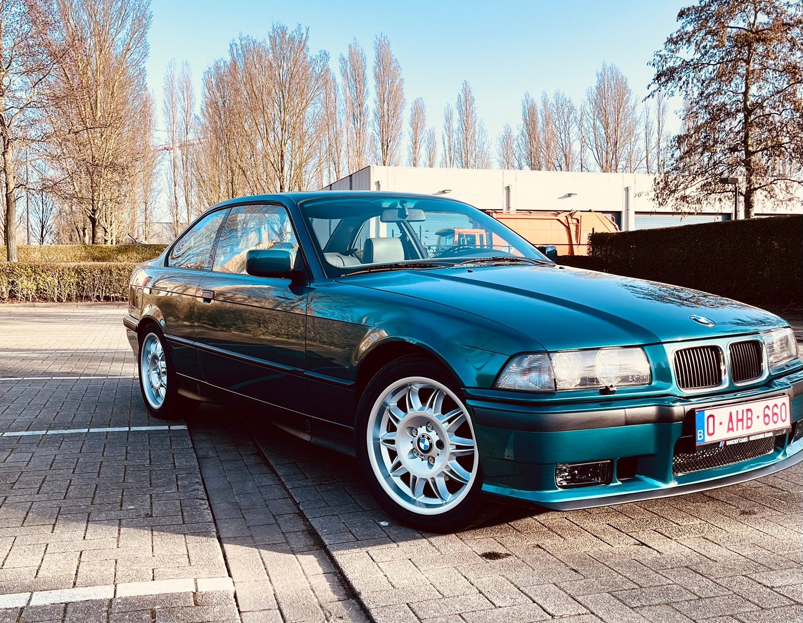 BMW E36 325i – 1993 Oldtimer – Pure 6-cilinder BMW-beleving, Auto's, BMW, Particulier, Handgeschakeld, Te koop